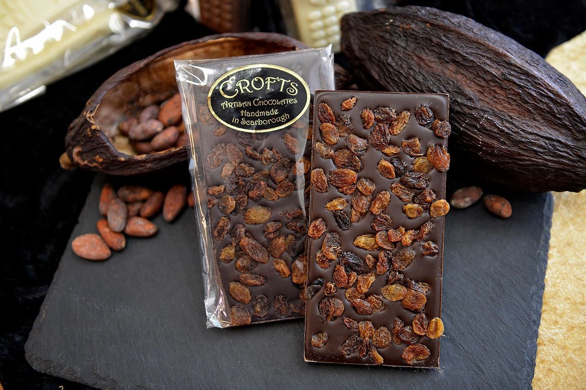 Dark Chocolate and Raisin Bar - free